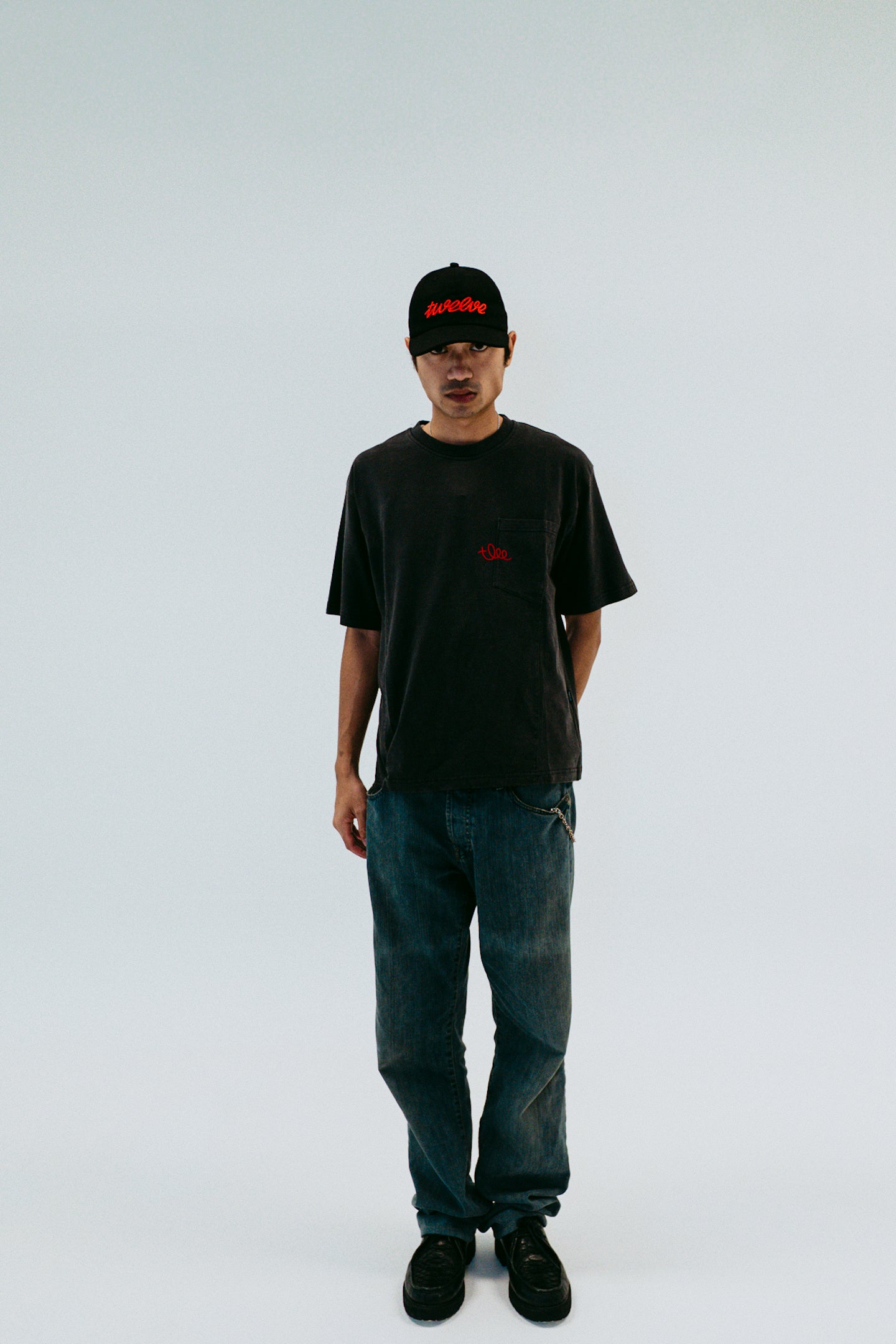 SIGN BLACK WASHED POCKET TEE
