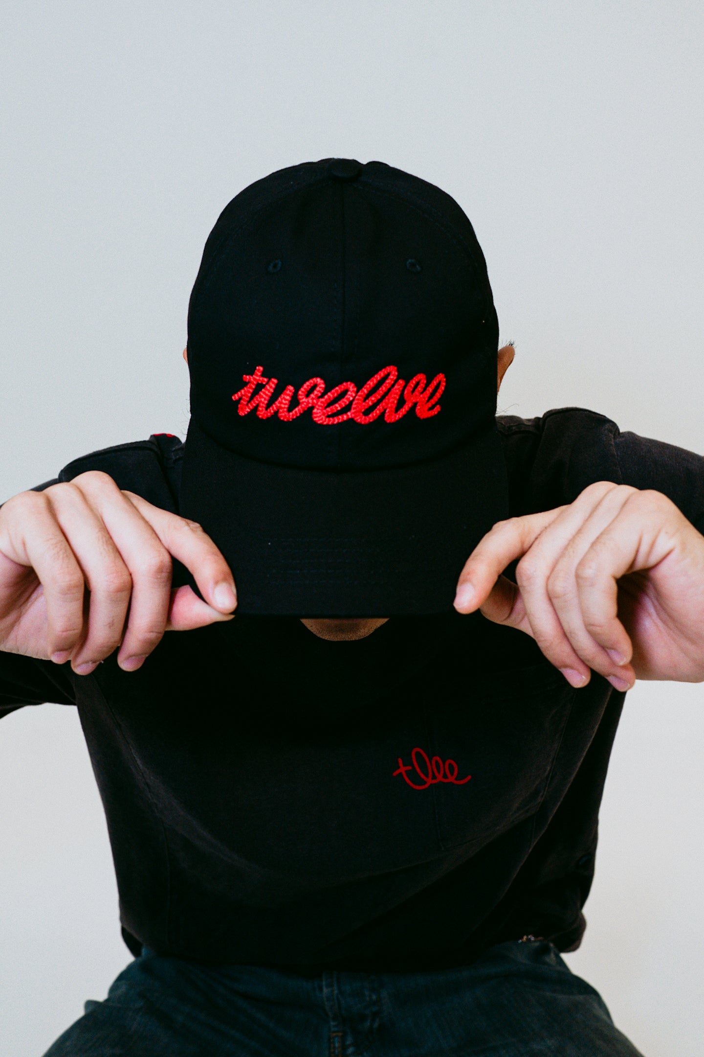 SCRIPT BLACK CAP