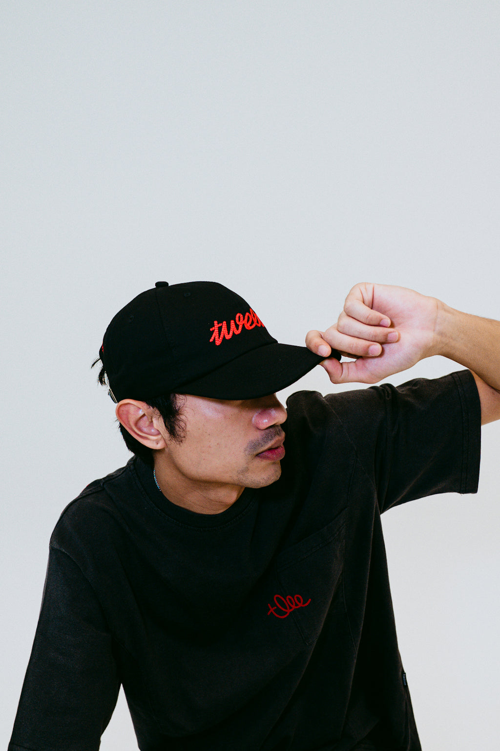 SCRIPT BLACK CAP